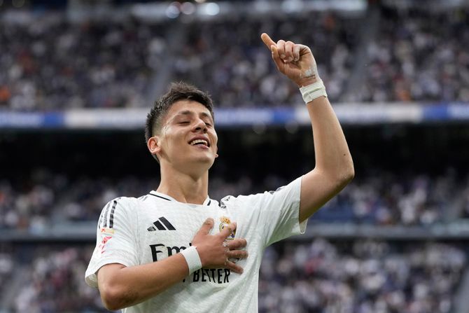 Arda Guler - FK Real Madrid Arda Guler - FK Real Madrid