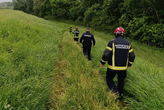 Tisa, potraga, vatrogasci spasioci