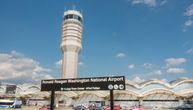 Ponovo problemi nad Vašingtonom: Dva aviona odustala od sletanja zbog helikoptera