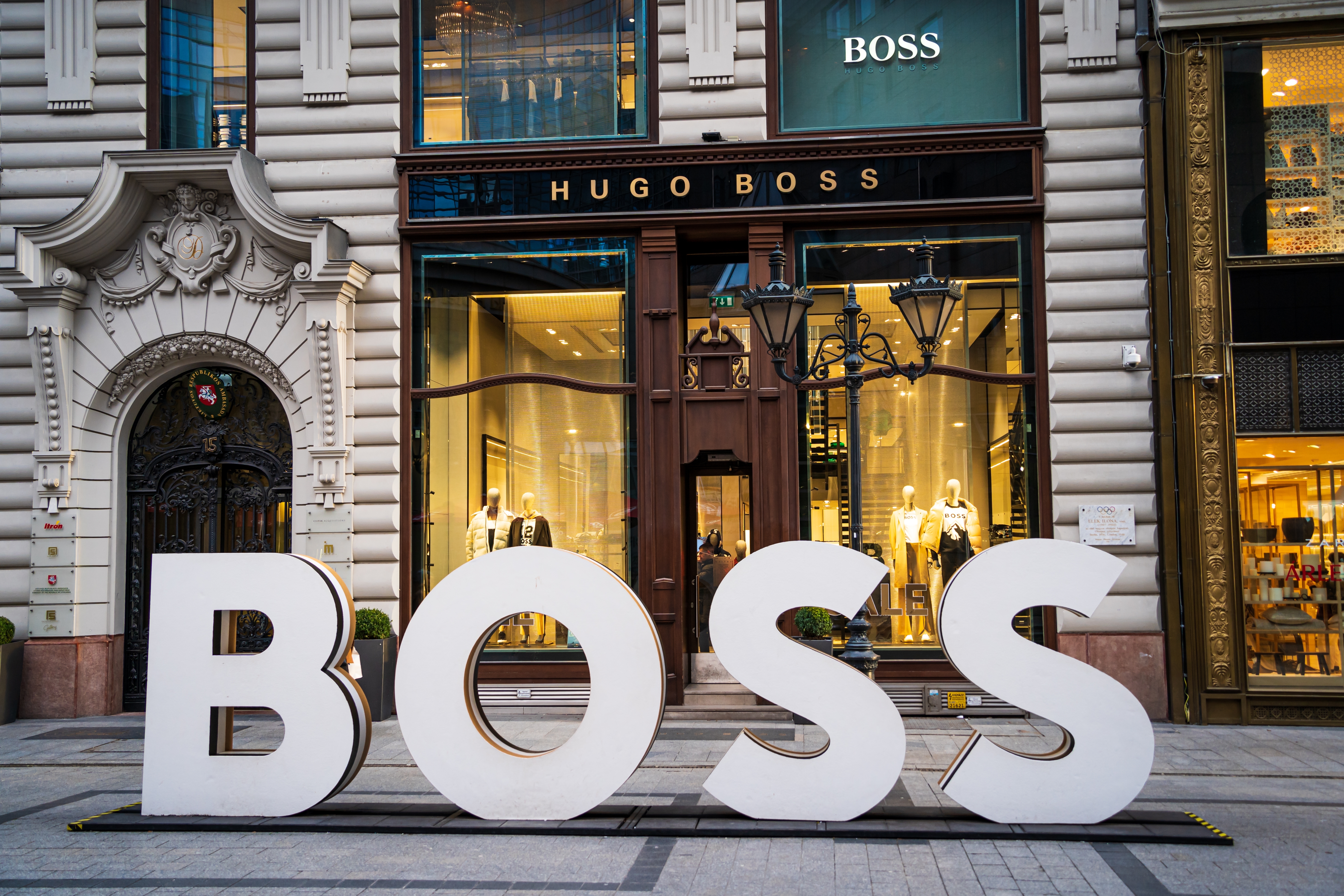 Nova cena mode - bitka za Hugo Boss otvara novo poglavlje u industriji luksuza