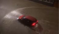 Apokaliptične scene, ulice potopljene, automobili kao da su gliseri: Haos na istoku Hrvatske