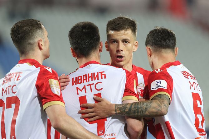 FK Crvena zvezda - FK Napredak FK Crvena zvezda - FK Napredak