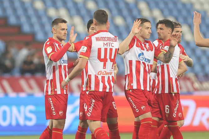 FK Crvena zvezda - FK Napredak FK Crvena zvezda - FK Napredak