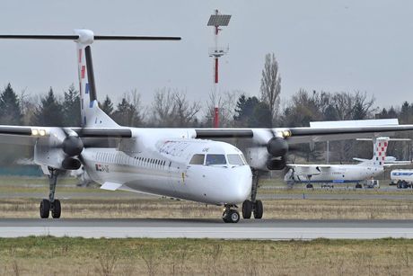 Croatia Airlines Bombardier Q400 Croatia Airlines Bombardier Q400