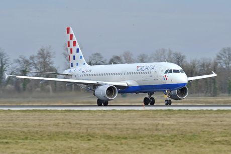 Croatia Airlines Airbus A319 A320 Aerodrom Zagreb ZAG Croatia Airlines Airbus A319 A320 Aerodrom Zagreb ZAG