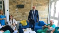 Omiljenog lekara ispratili u penziju: Najdirljiviji ispraćaj u Srbiji ikad