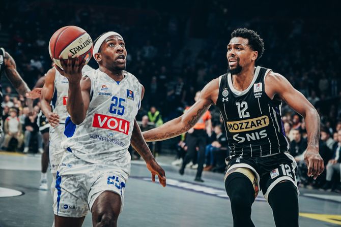 Mekinli Rajt, Sterling Braun Mekinli Rajt, Sterling Braun