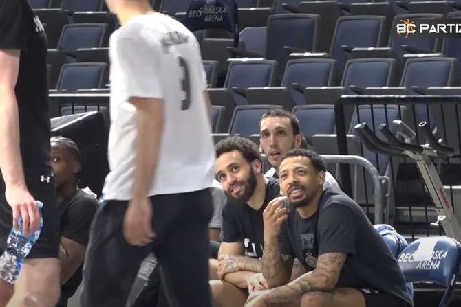 KK Partizan, Karlik Džons, Sterling Braun, Isak Bonga, Frenk Nilikina KK Partizan, Karlik Džons, Sterling Braun, Isak Bonga, Frenk Nilikina