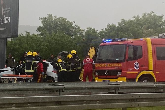 Kragujevac saobraćaj nesreća udes vatrogasci