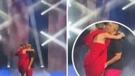 Marije Šerifović i Jovana Pajić se zanele na sceni: Ovim potezom pokazale koliko su zaista bliske
