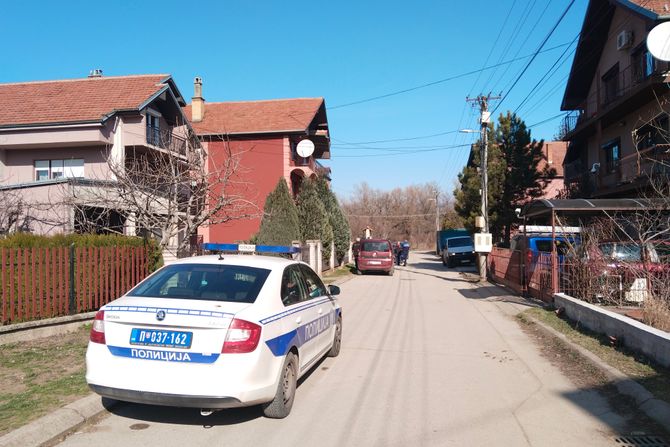 OSUĐEN NIŠLIJA ISPUSTIO AMONIJAK U KANALIZACIJU ZATROVAO CELO NASELJE OSUĐEN NIŠLIJA ISPUSTIO AMONIJAK U KANALIZACIJU ZATROVAO CELO NASELJE