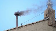 Ponovo se vidi crni dim iz Sikstinske kapele: Papa još nije izabran