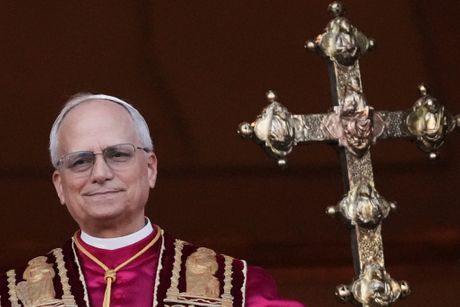 Vatikan novi papa Leo Leone XIV vernici Vatikan novi papa Leo Leone XIV vernici