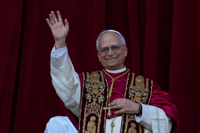 Vatikan novi papa Leo Leone XIV vernici Vatikan novi papa Leo Leone XIV vernici