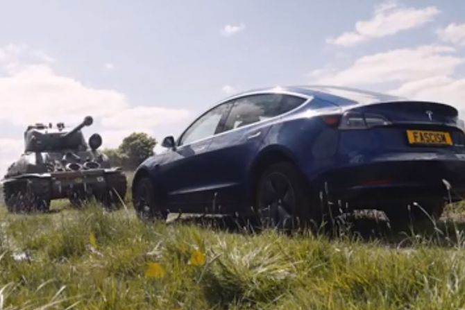 TANK vs TESLA