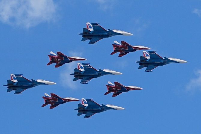Moskva, parada Dan pobede, avioni Moskva, parada Dan pobede, avioni