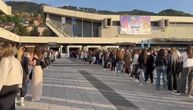 More ljudi ispred Skenderije: Publika dva sata ranije stigla na koncert Milice Pavlović