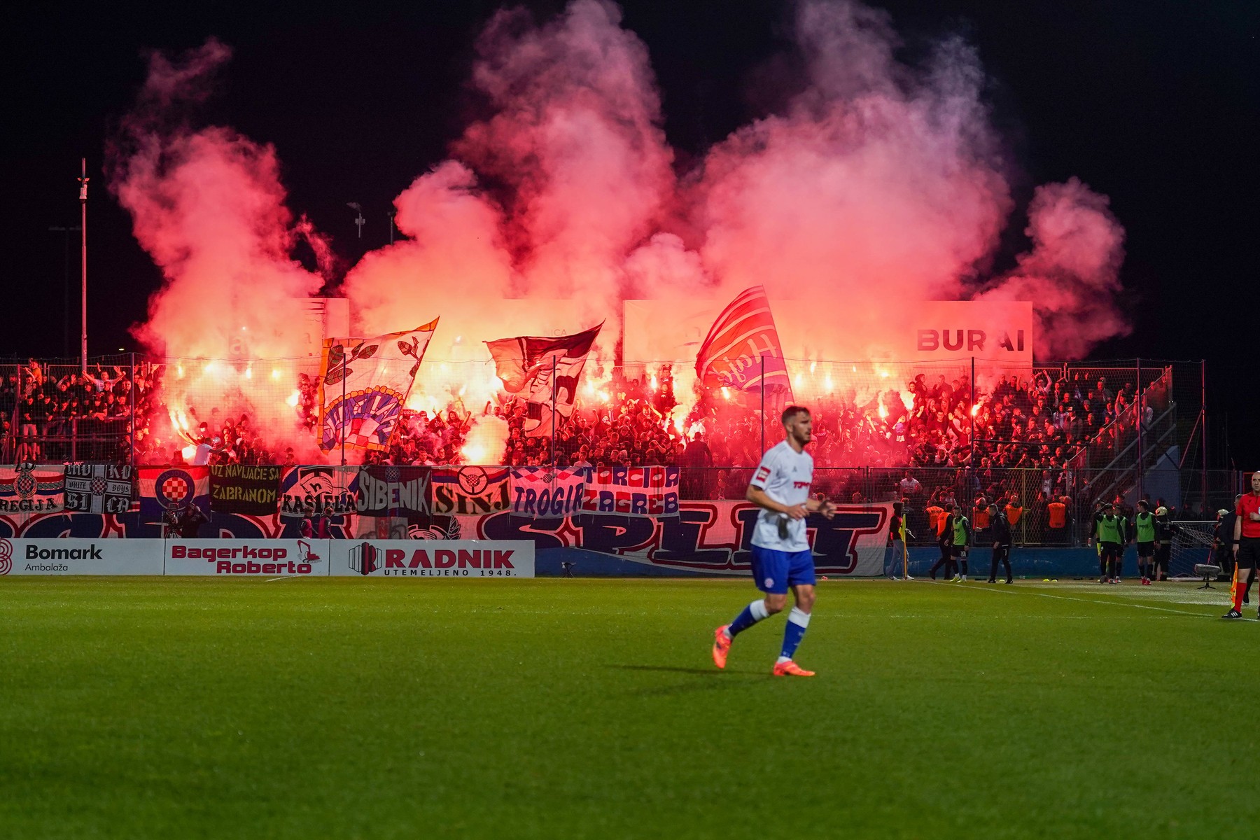 Domaćin provocirao Torcidu Partizanom, oni skandaloznim povicima vređali Rijeku i srpski narod, Dinamo šampion