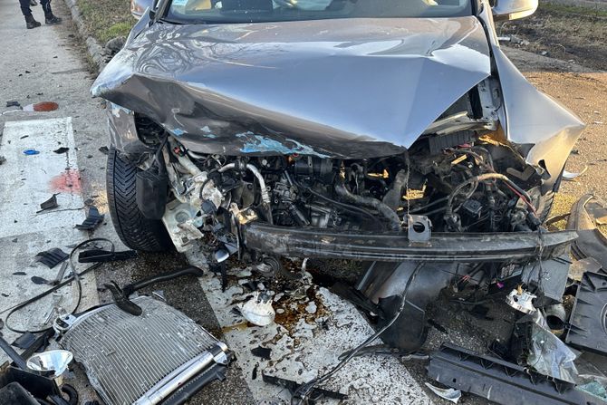 sudar, saobraćajna nezgoda, automobil sudar, saobraćajna nezgoda, automobil