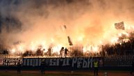 Haos ispred stadiona Partizana! Žestoka tuča huligana, sevale baklje na sve strane
