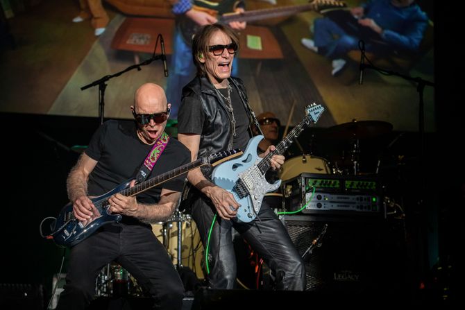 Joe Satriani, Steve Vai Joe Satriani, Steve Vai