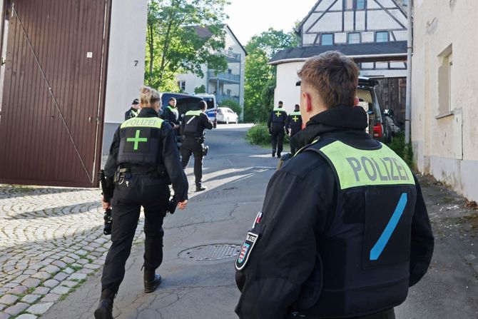 Građani rajha, hapšenje, nemačka policija Građani rajha, hapšenje, nemačka policija