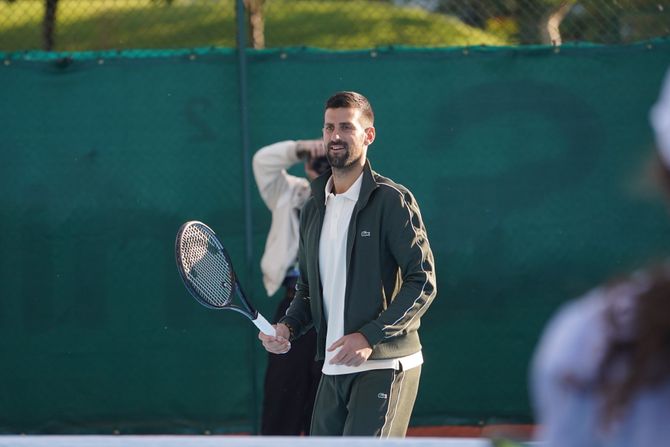 Novak Đoković, novi tereni Novak Đoković, novi tereni