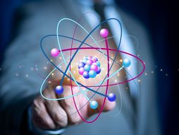 Nuklearna energija, atom