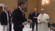 Papa Lav XIV ugostio Janika Sinera: Italijan mu poklonio reket, pa ga pozvao i na jedan teniski meč