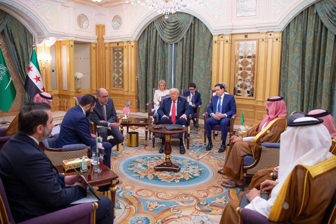 Donald Tramp Ahmad al-Šara predsednik Sirije Donald Tramp Ahmad al-Šara predsednik Sirije