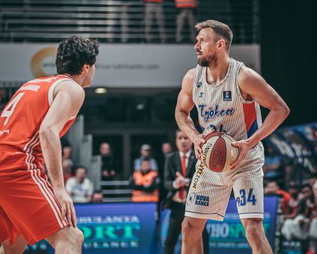 KK Igokea - KK Crvena zvezda, ABA liga četvrtfinale KK Igokea - KK Crvena zvezda, ABA liga četvrtfinale