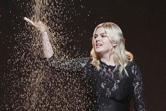 Evrovizija Eurovision 2025 Louane Evrovizija Eurovision 2025 Louane