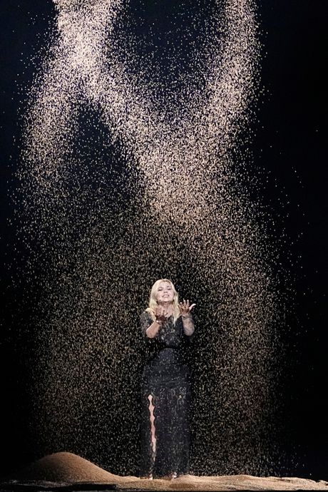 Evrovizija Eurovision 2025 Louane Evrovizija Eurovision 2025 Louane