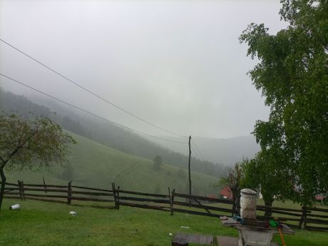 Zlatar, sneg u maju, šoferšajbna Zlatar, sneg u maju, šoferšajbna