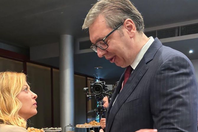 TIRANA VUČIĆ