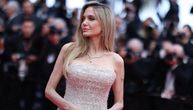 Anđelina Džoli se pojavila u Kanu posle 14 godina i pokazala ko je kraljica crvenog tepiha