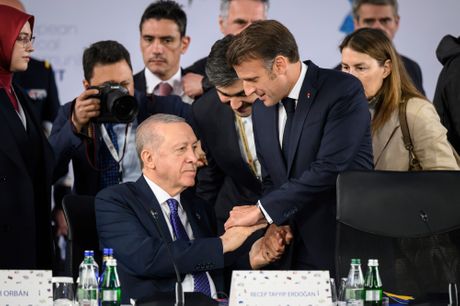 Redžep Tajip Erdogan, Emanuel Makron Redžep Tajip Erdogan, Emanuel Makron