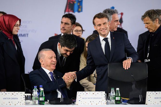 Redžep Tajip Erdogan, Emanuel Makron Redžep Tajip Erdogan, Emanuel Makron
