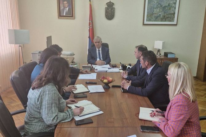 Jačanje partnerstva za bolji položaj Roma u Srbiji Jačanje partnerstva za bolji položaj Roma u Srbiji