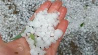 Počinje nevreme, ovo mesto pogodio grad: Padao led veličine klikera, meteorolog najavio oprez u ovim delovima