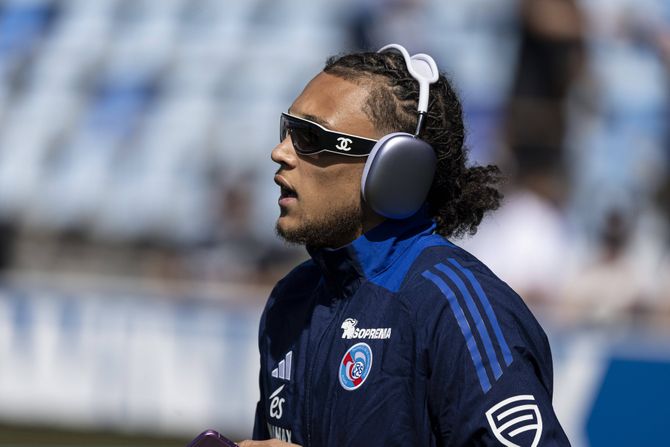 Dijego Moreira - FK Strazbur Dijego Moreira - FK Strazbur