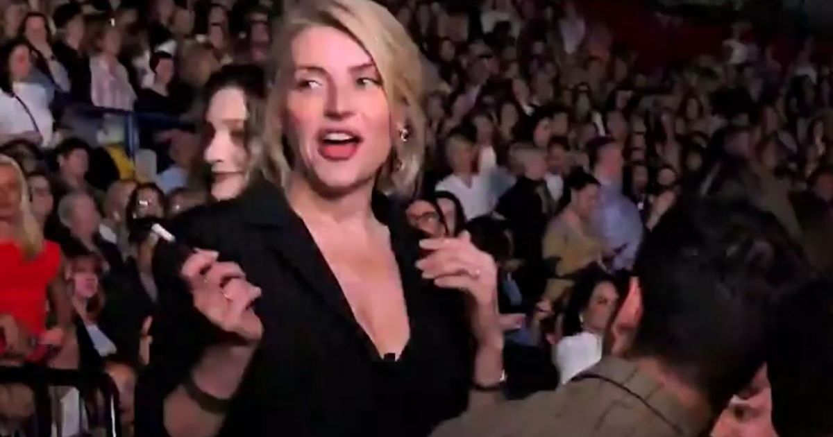 “Gospođo, izađite, zračite me jako loše” Anđelka htela da izbaci ženu sa šeširom sa predstave: Haos