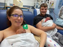 Darren Burgess Victoria blizanci