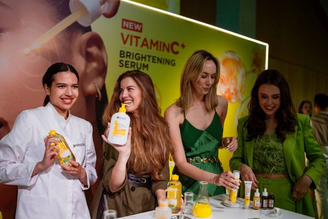 Garnier Skin Lab Garnier Skin Lab