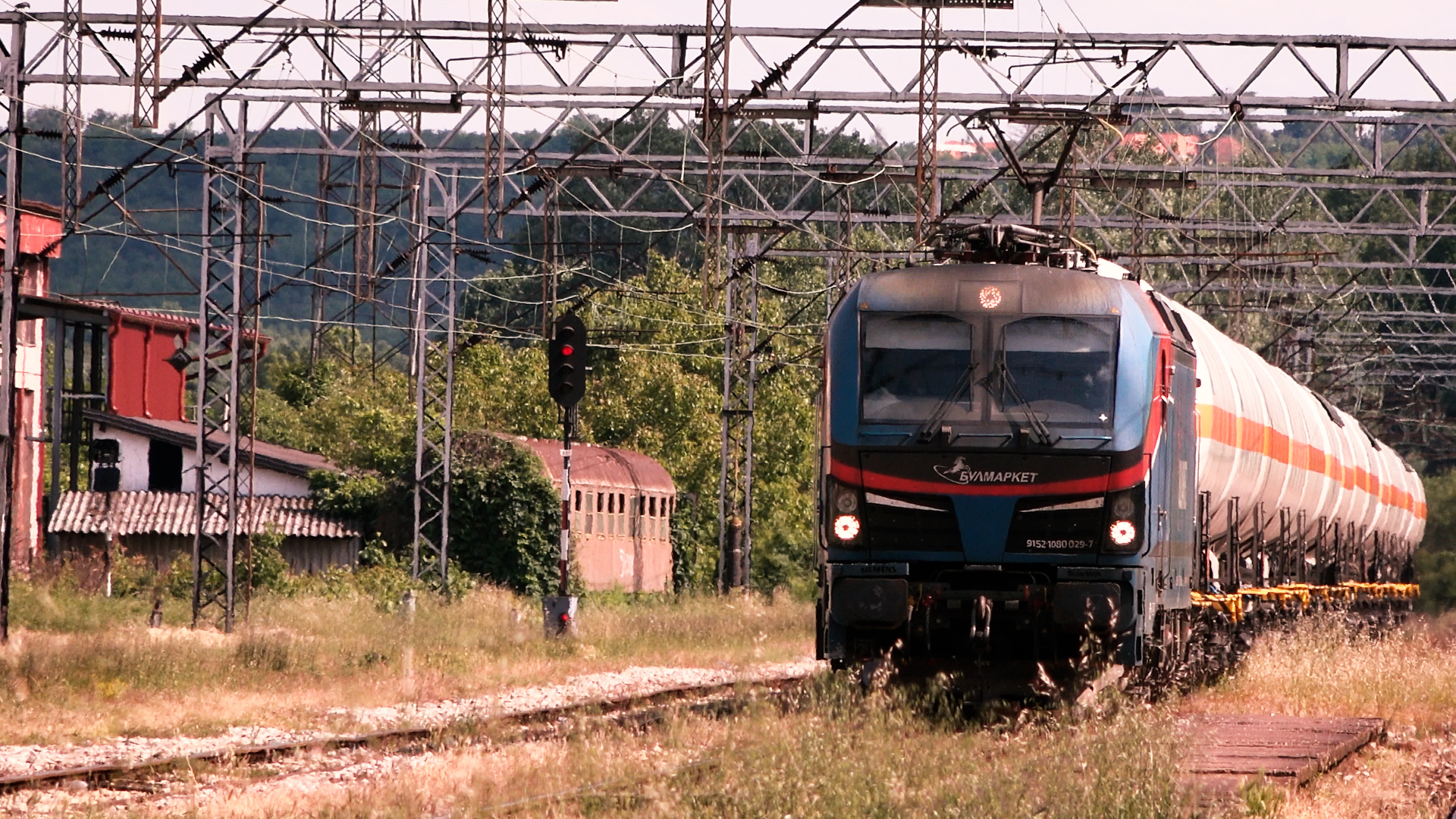 Migrant (23) teško povređen u Maloj Krsni dok je izlazio iz teretnog vagona: Ima opekotine na 40 odsto tela