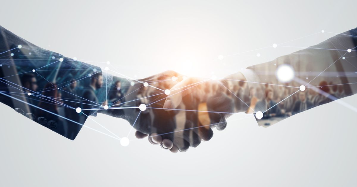 US: Initial unemployment claims fell slightly