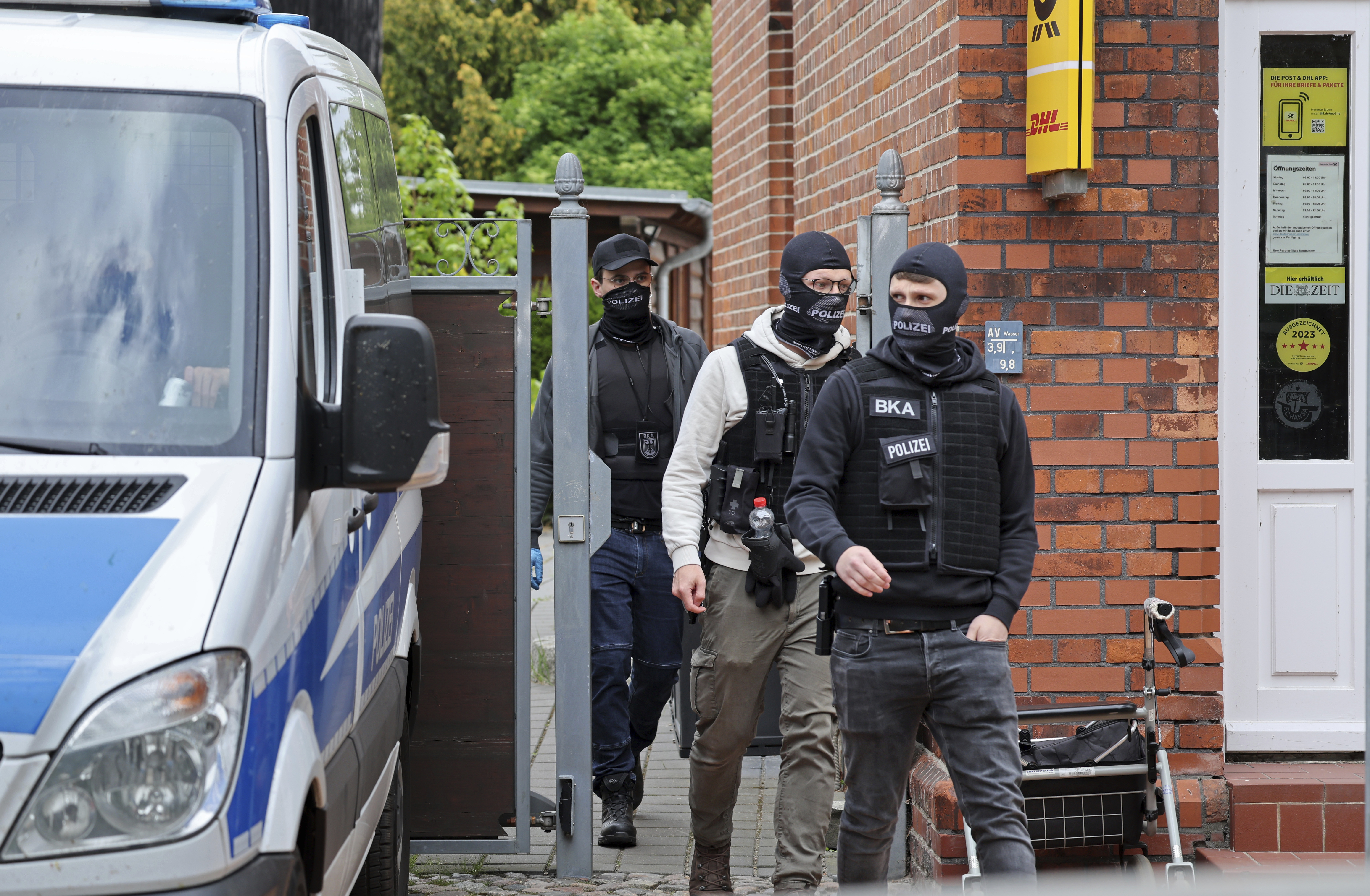 Sin (15) prijavio policiji da je tata napao mamu, šokirali se kad su videli mesto zločina: U kući bilo 4 dece