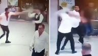 Muškarac sa jezivog snimka tuče u TC Galerija 7 puta uboden u grudi! Oko njega se teturaju krvavi i pijani