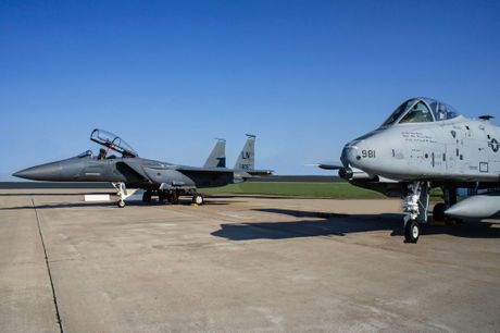 A 10 Thunderbolt II Warthog A 10 Thunderbolt II Warthog