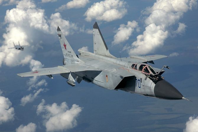 Avion MIG 31